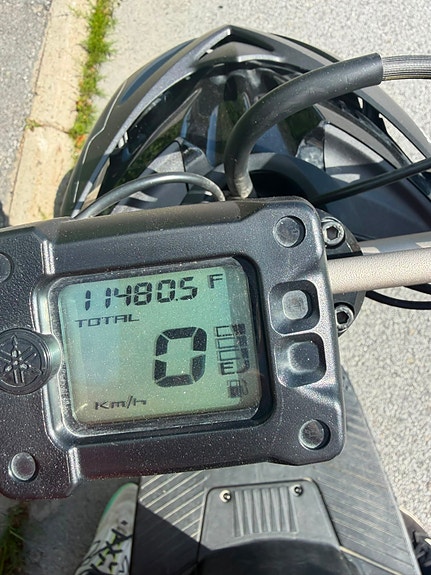 Yamaha Slider 3 of 5