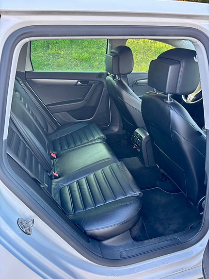 Volkswagen Passat 5 of 5