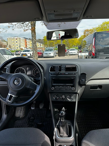 Volkswagen Polo 3 of 5