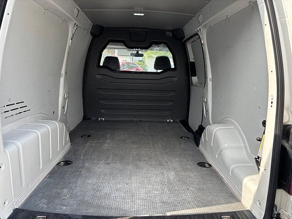 Volkswagen Caddy Maxi 10 of 14