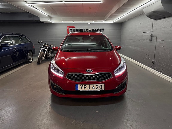 Kia Ceed 3 of 5