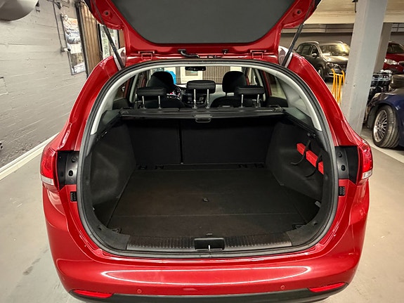 Kia Ceed 8 of 23