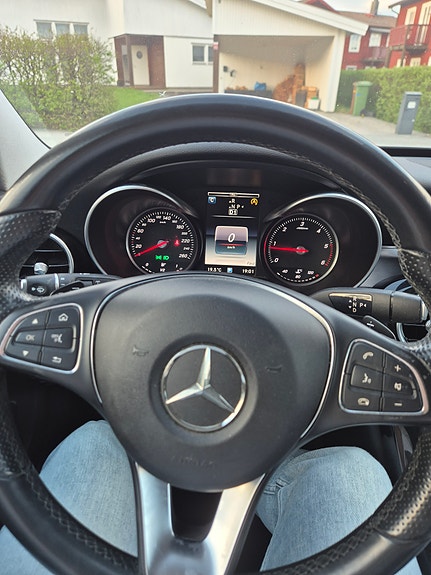 Mercedes-Benz C220 5 of 5