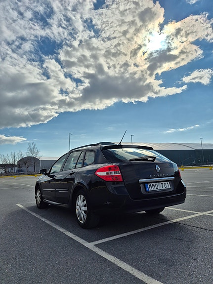 Renault Laguna 3 of 12