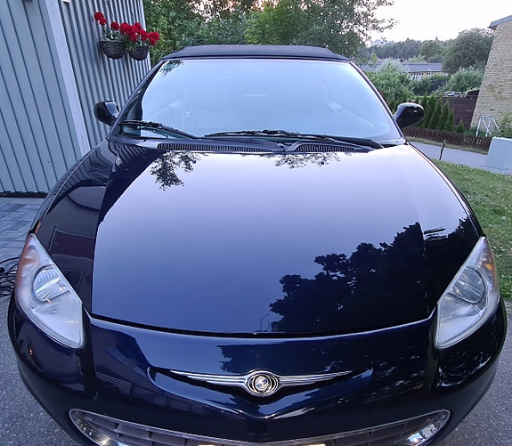 Chrysler Sebring 2 of 5