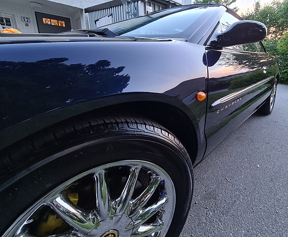 Chrysler Sebring 10 of 11