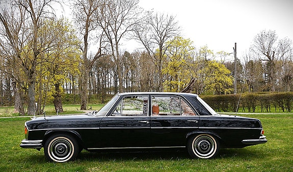 Mercedes-Benz 280