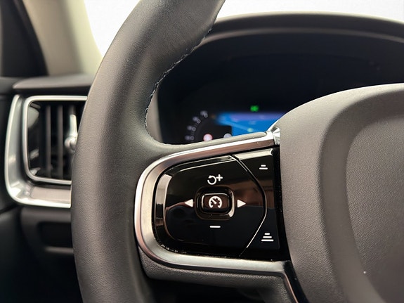 Volvo V60 13 of 30