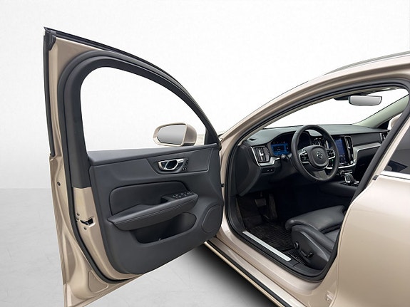Volvo V60 9 of 30