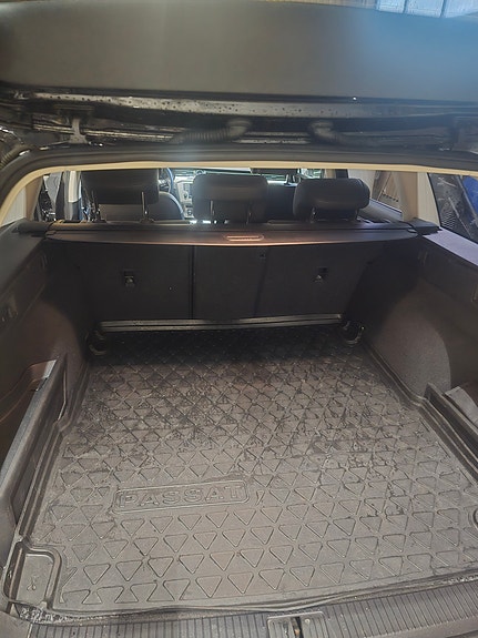 Volkswagen Passat 6 of 10