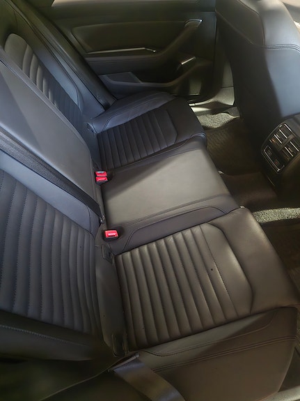 Volkswagen Passat 4 of 5
