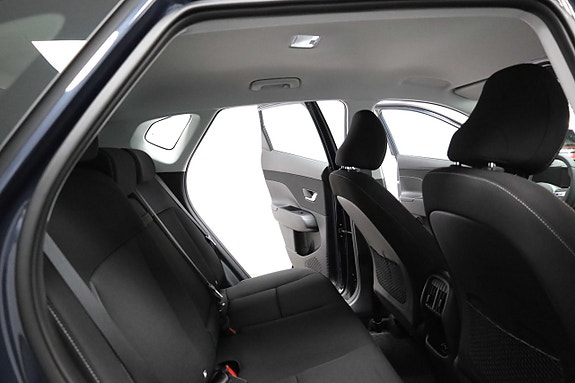 Hyundai Kona 17 of 27