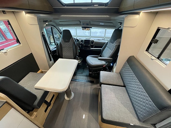 Adria Coral Plus 670 DC / Alsike Maskin räntekampanj 3,49%, gäller Fre-Sön 21 of 24