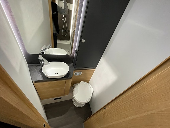 Adria Coral Plus 670 DC / Alsike Maskin räntekampanj 3,49%, gäller Fre-Sön 16 of 24