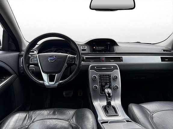 Volvo XC70 11 of 30