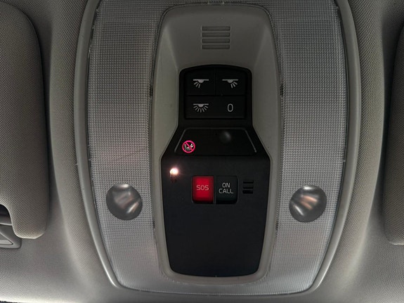 Volvo XC70 20 of 30