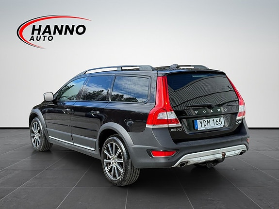 Volvo XC70 3 of 5