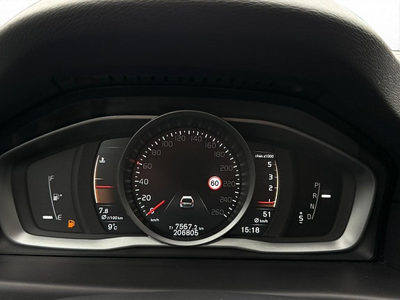 Volvo XC70 23 of 30