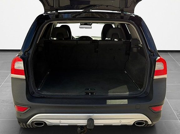 Volvo XC70 16 of 30