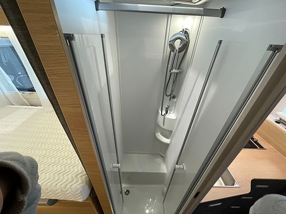 Adria Matrix 670 SL 60Y /B-körkort/Taksäng/Automat/5 bältad/EL-Patron 15 of 22