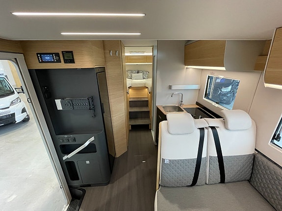 Adria Matrix 670 SL 60Y /B-körkort/Taksäng/Automat/5 bältad/EL-Patron 13 of 22