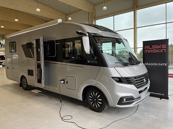 Adria Supersonic 780 DL /ALDE/Taksäng/Läder/Automat 170hk/Mercedes/Face to Face