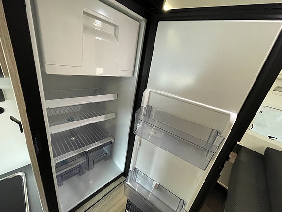 Sun Living V 65 SL / Långbäddar / Automat 140hk / EL-Patron / 4995kr/månad 12 of 15