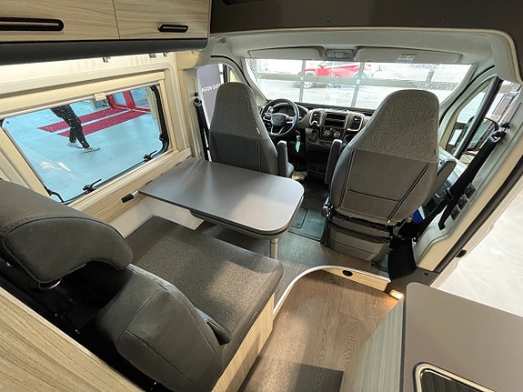 Sun Living V 65 SL / Långbäddar / Automat 140hk / EL-Patron / 4995kr/månad 11 of 15