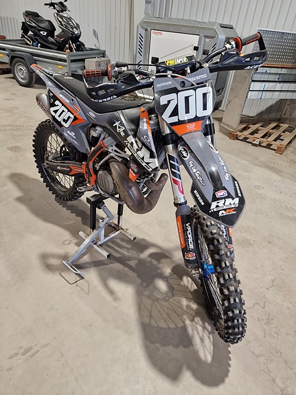 KTM SX250 2 of 5