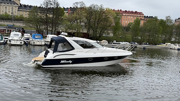 Windy 33 HT Scirocco / 2x VP D4-260 - 06 3 of 5