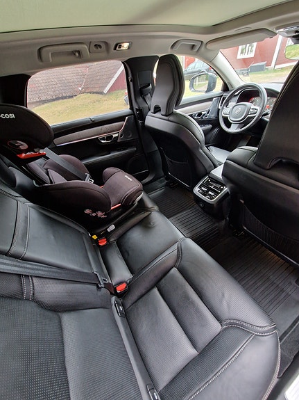 Volvo V90 Cross Country 4 of 5