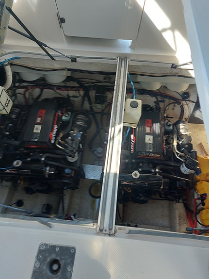 Maxum 3200 SCR 13 of 15