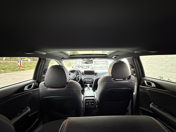 Kia ProCeed 5 of 6