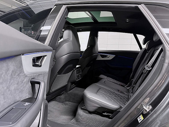 Audi Q8 28 of 30