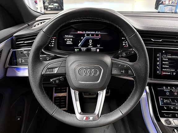 Audi Q8 10 of 30