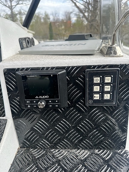 Wellcraft Scarab 32 Sport  275 hk Mercury Verado 8 of 14
