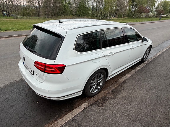 Volkswagen Passat 3 of 5