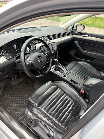 Volkswagen Passat 5 of 5