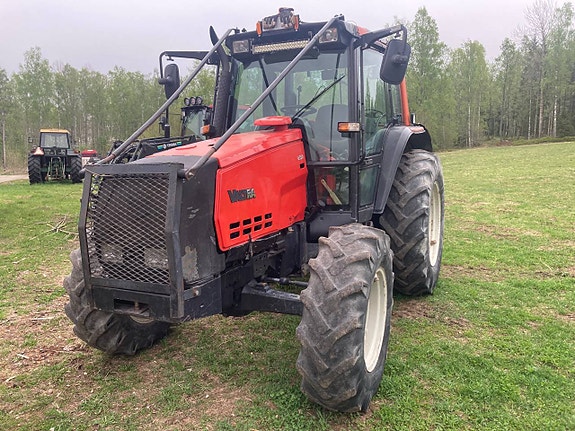 Valtra 6350 Hitech med Turbinkoppling och Twintrac 2 of 5