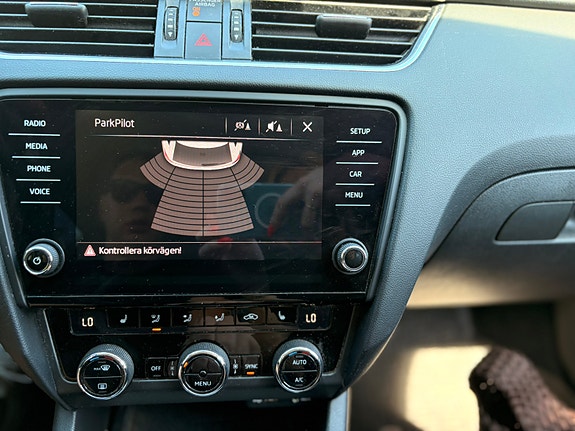 Skoda Octavia 10 of 13