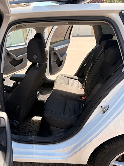 Skoda Octavia 4 of 13