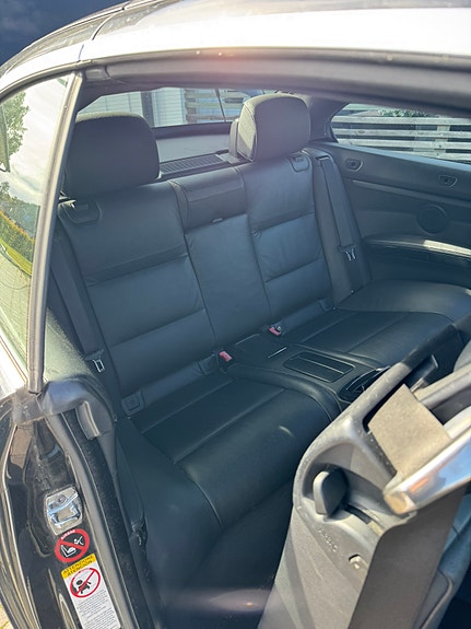 BMW 330d 9 of 12