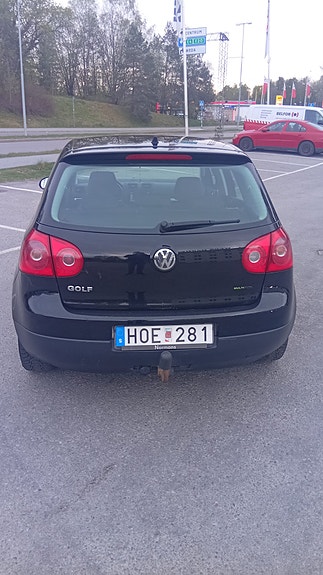 Volkswagen Golf V 5 of 6