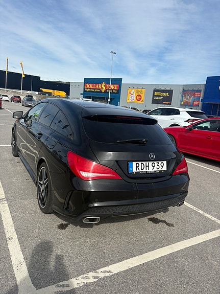 Mercedes-Benz CLA220 d 4 of 5