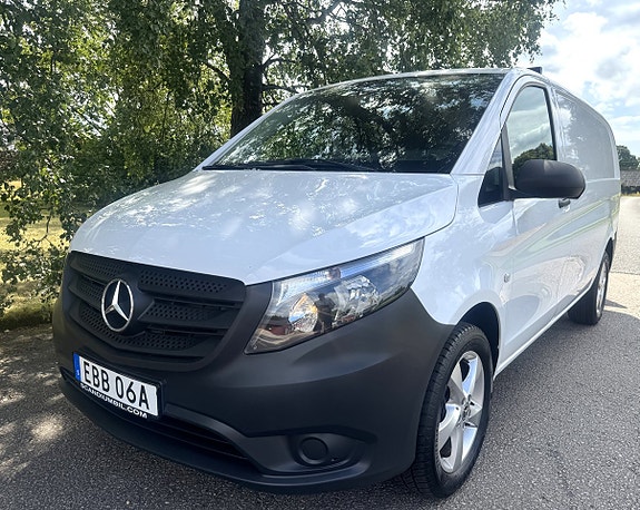 Mercedes-Benz eVito Tourer 4 of 20
