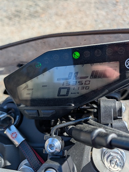 Yamaha MT-09 3 of 8