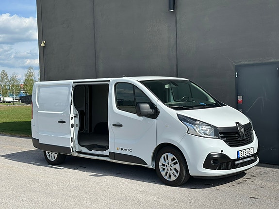 Renault Trafic 6 of 15