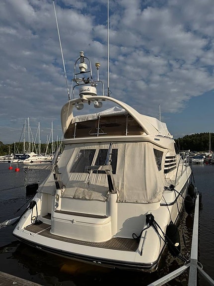 Fairline Squadron 43 -97 3 of 5