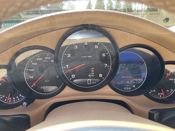Porsche Panamera 4 22 of 26