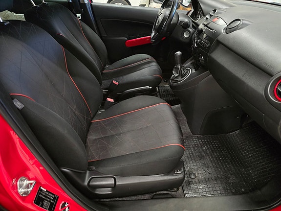 Mazda 2 17 of 22